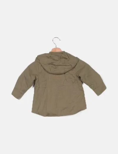 Zara Parka verde khaki básica